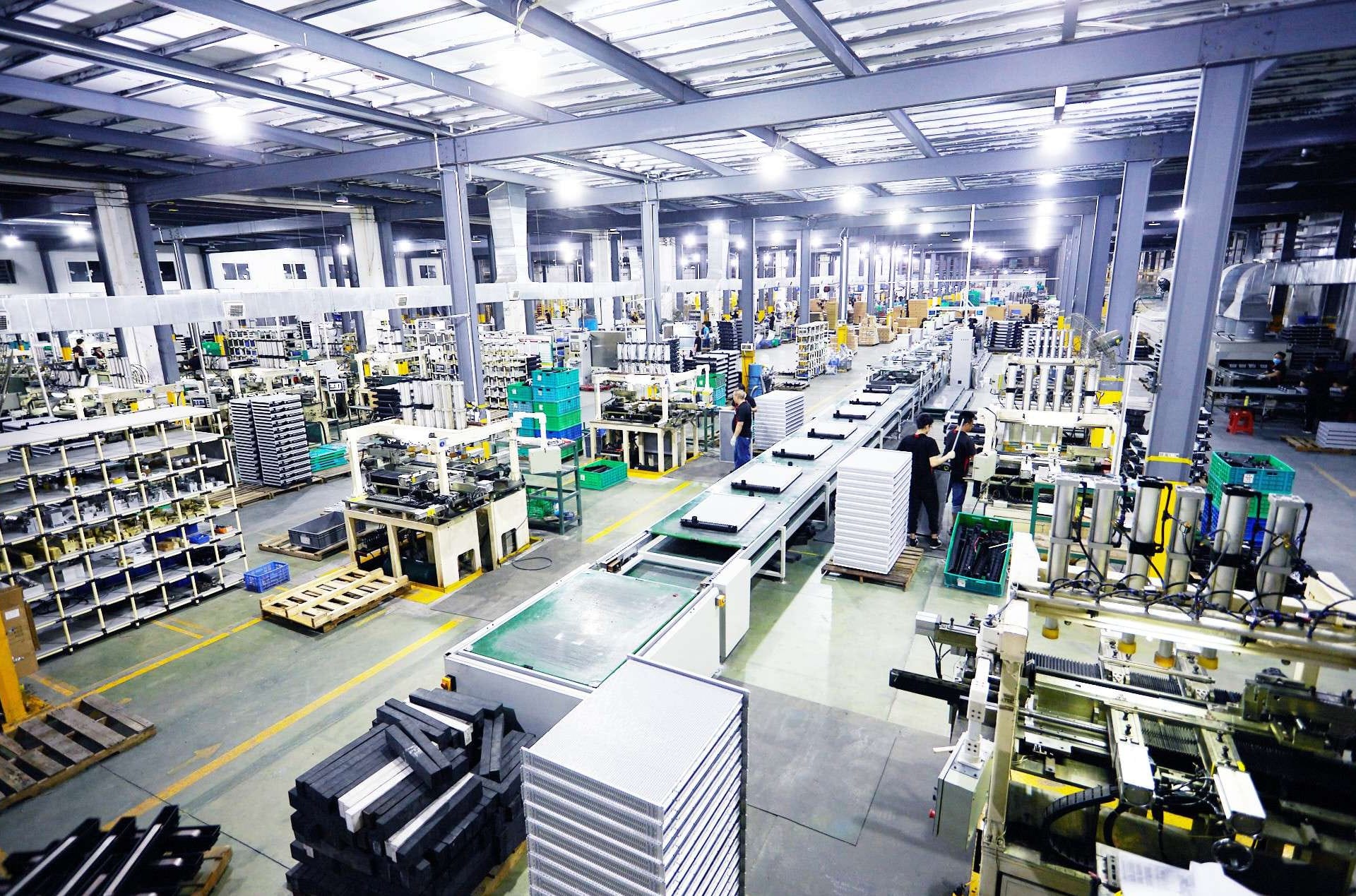 Oil cooler and intercooler factory